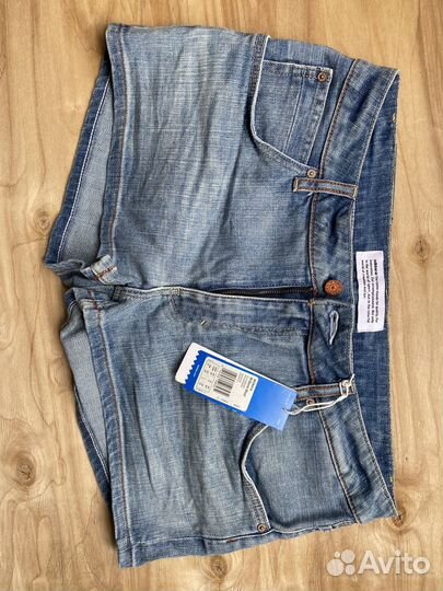 Шорты adidas женские