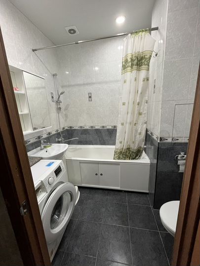 2-к. квартира, 38 м², 1/13 эт.