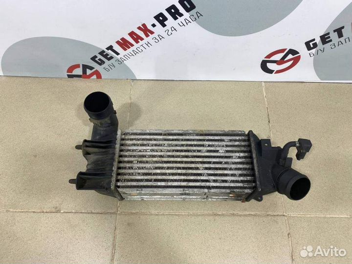 Интеркулер Peugeot 607 2000-2010