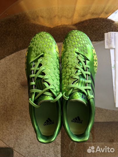 Футбольные бутсы Adidas Predator Absolion