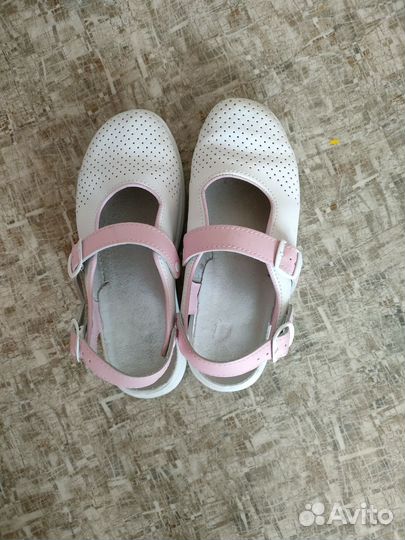 Медицинская обувь женская 38