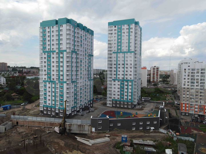 2-к. квартира, 42,2 м², 3/21 эт.