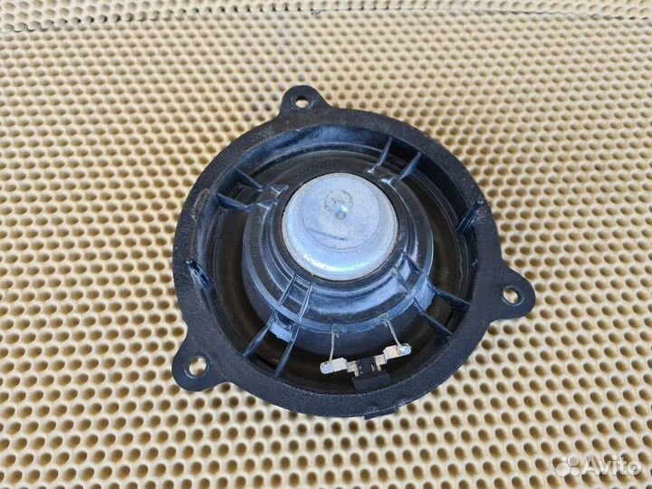 Динамик Infiniti Qx56 Qx80 Z62