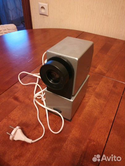 Диапроектор дм4Т