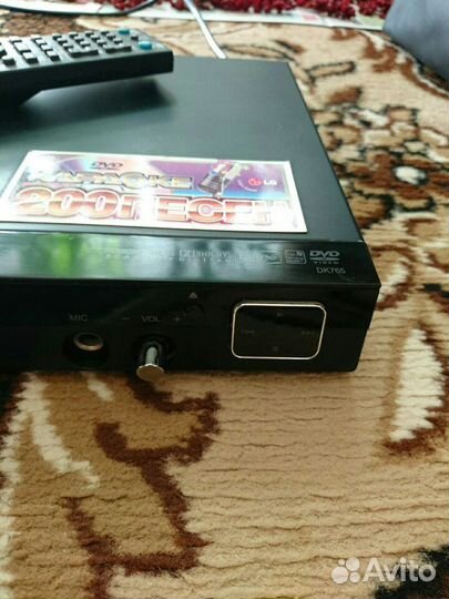 Караоке DVD плеер LG DK765