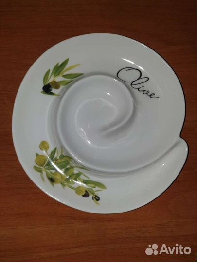 Менажница (тарелка) для оливок новая