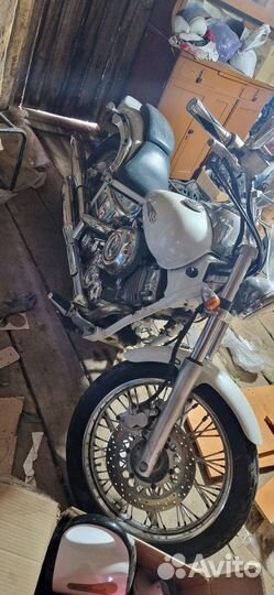 Yamaha XVS400 drag star