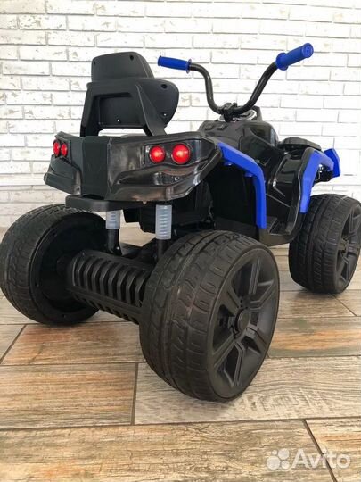 Электромобиль детский новый