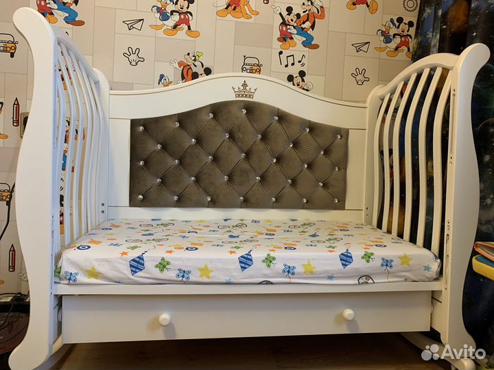 Детская кроватка