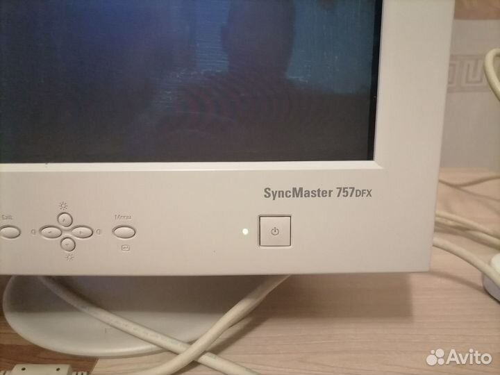 Монитор samsung syncmaster 757 DFX 07.2002г