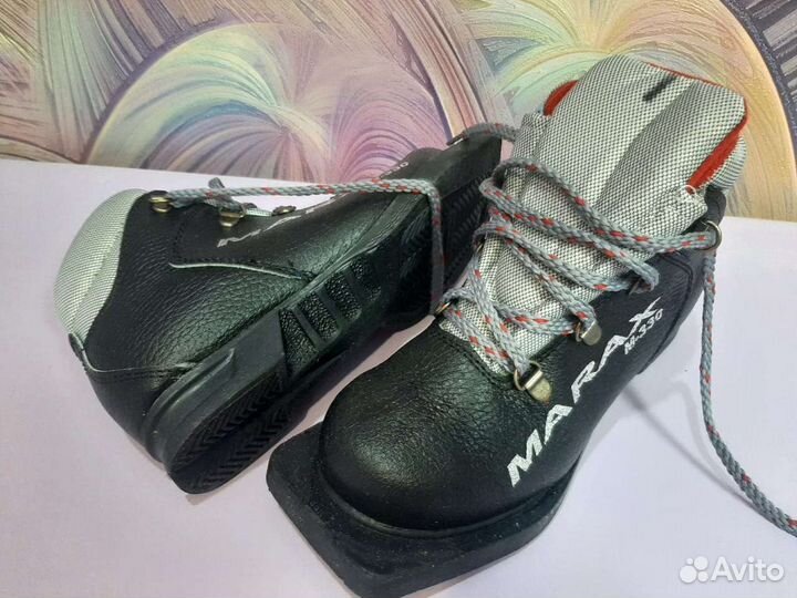 Лыжные ботинки