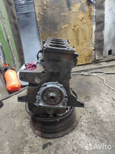 Блок двигателя 1.8 VW,Audi