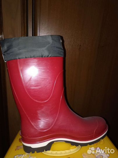 Резиновые сапоги