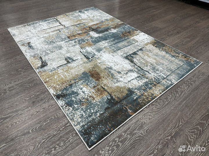 Ковер 1.6х2.2 новый, современный