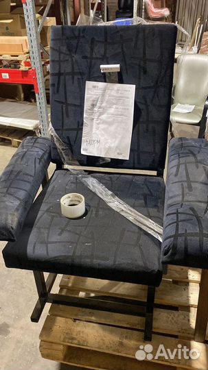 Кресло для полиграфических исследований