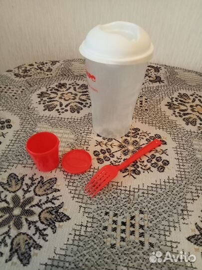 Бутылки пластиковые для спорта и отдыха, новые