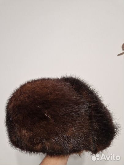 Женская зимняя меховая шапка