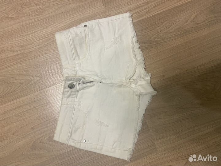 Шорты белые и блузки