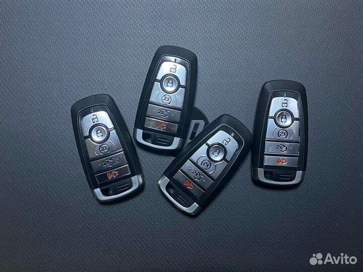 Ключ Ford Mustang 2017+ (Новый/Оригинал)