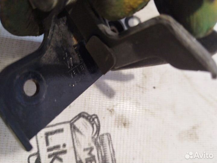 Замок капота Mercedes Gl X164