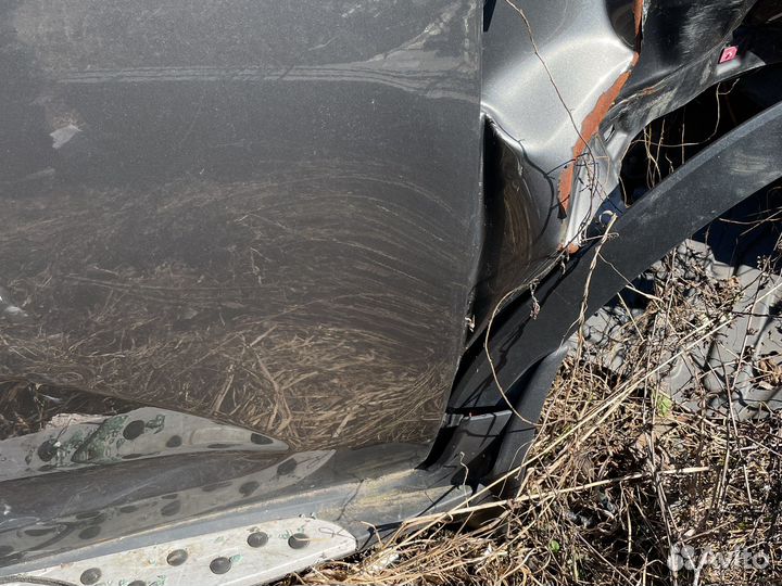 Передняя правая дверь Kia Sportage 3