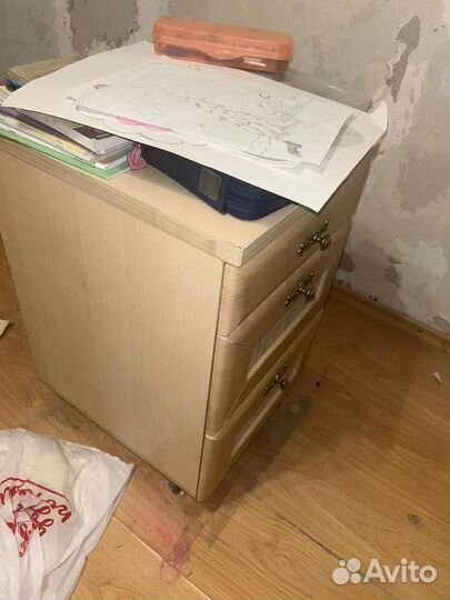 Тумба / тумбочка