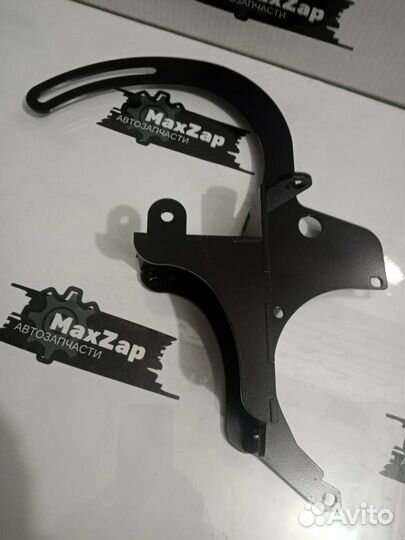 Кронштейн переноса генератора нива