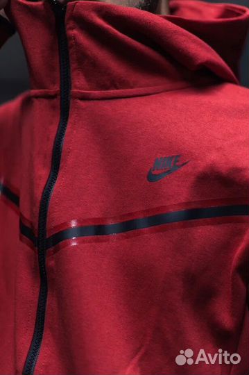 Мужская спортивная одежда Nike Tech Fleece