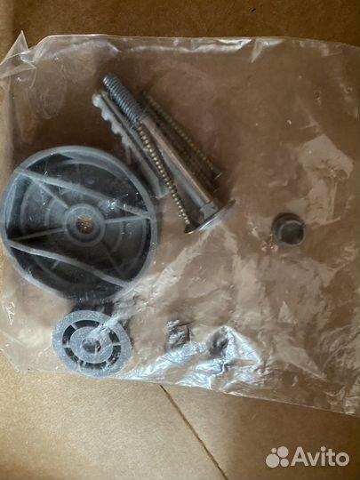 Настенная подскавка для телевизора