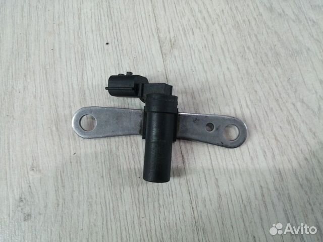 Датчик коленвала Renault sandero stepway 2