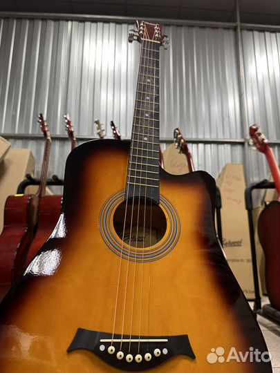 Акустическая гитара