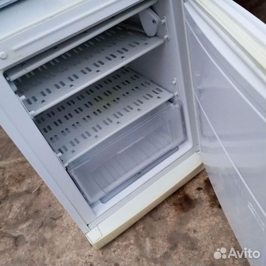 Холодильник indesit бу