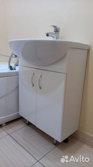 Тумба для ванной с раковиной бу