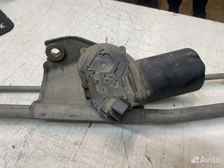 Трапеция стеклоочистителя Toyota Avensis 1