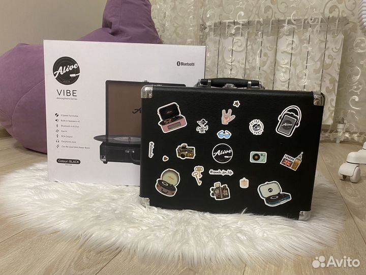 Виниловый проигрыватель Alive Audio Vibe
