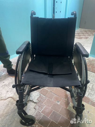 Коляска инвалидная