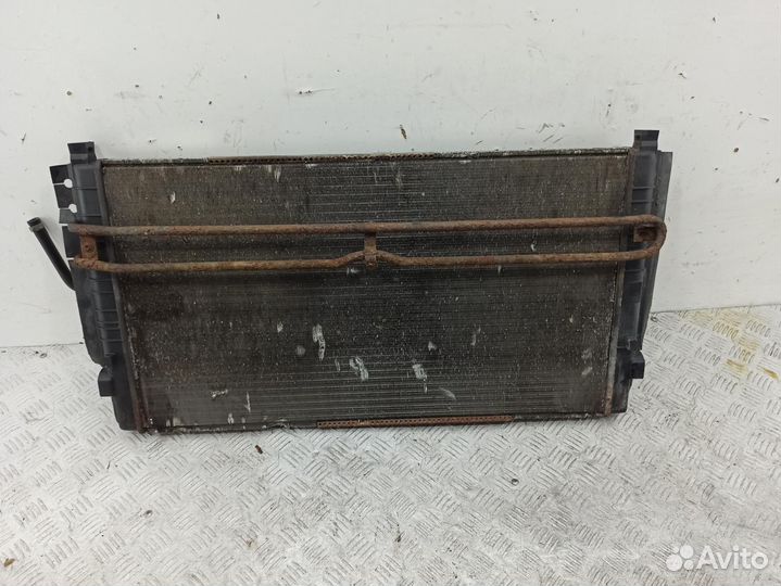 Радиатор основной Volkswagen Transporter 4