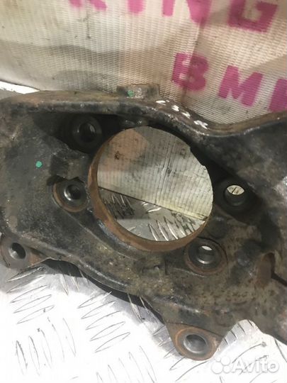 Кулак передний правый Nissan Teana J32 VQ25DE 2012