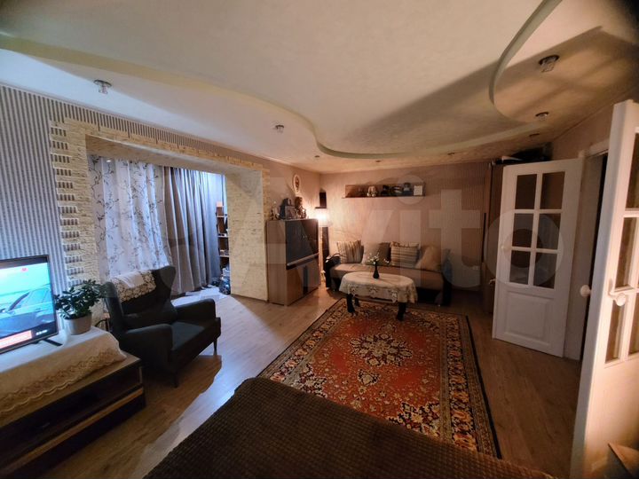 1-к. квартира, 50 м², 5/5 эт.