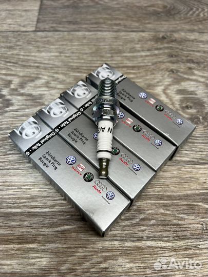 Свечи зажигания VAG, 101000063AA