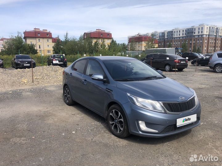 Kia Rio 1.6 AT, 2012, битый, 193 127 км