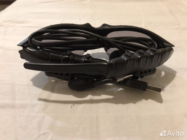 Очки с наушниками