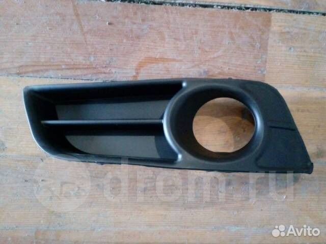 Оправа Туманки Toyota runx/Allex/Corolla hbk04-07г