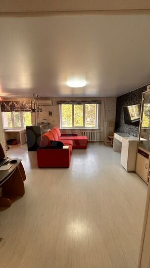 3-к. квартира, 90,9 м², 2/10 эт.