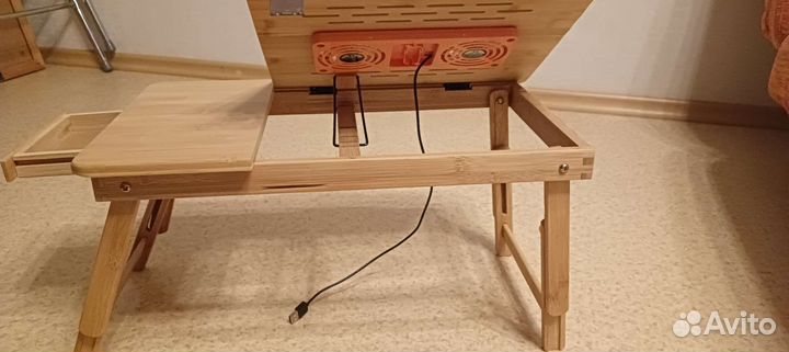 Столик для ноутбука