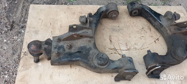 Рычаг передний нижний левый/правы Kia Sorento 1 BL