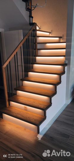 Умная подсветка лестницы