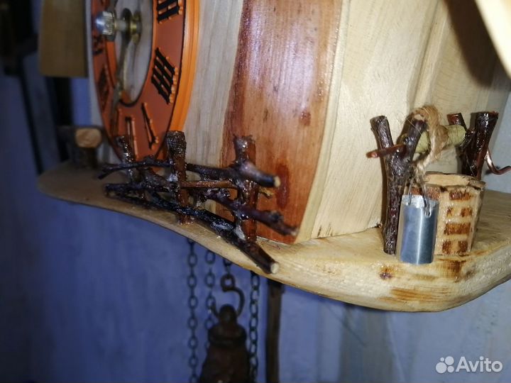 Часы настенные деревянные