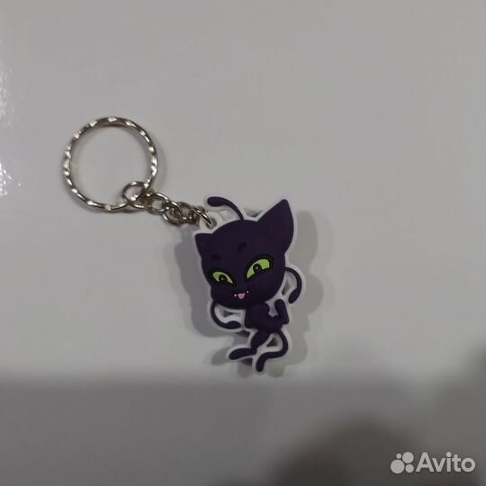 Брелки из Додо леди баг и супер кот