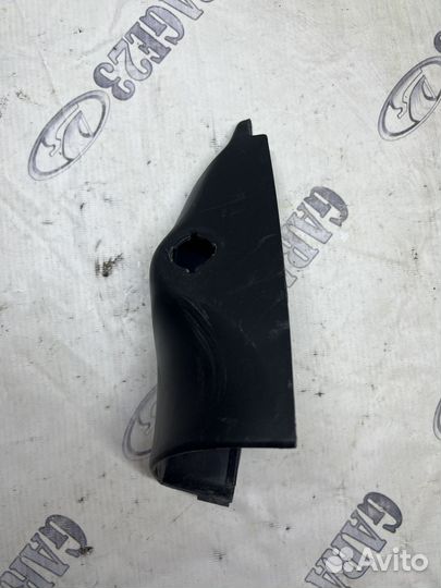 Уголок двери Ford Focus 1